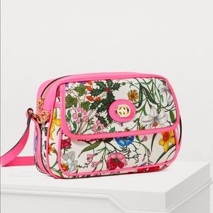 NWT Gucci Flora Crossbody